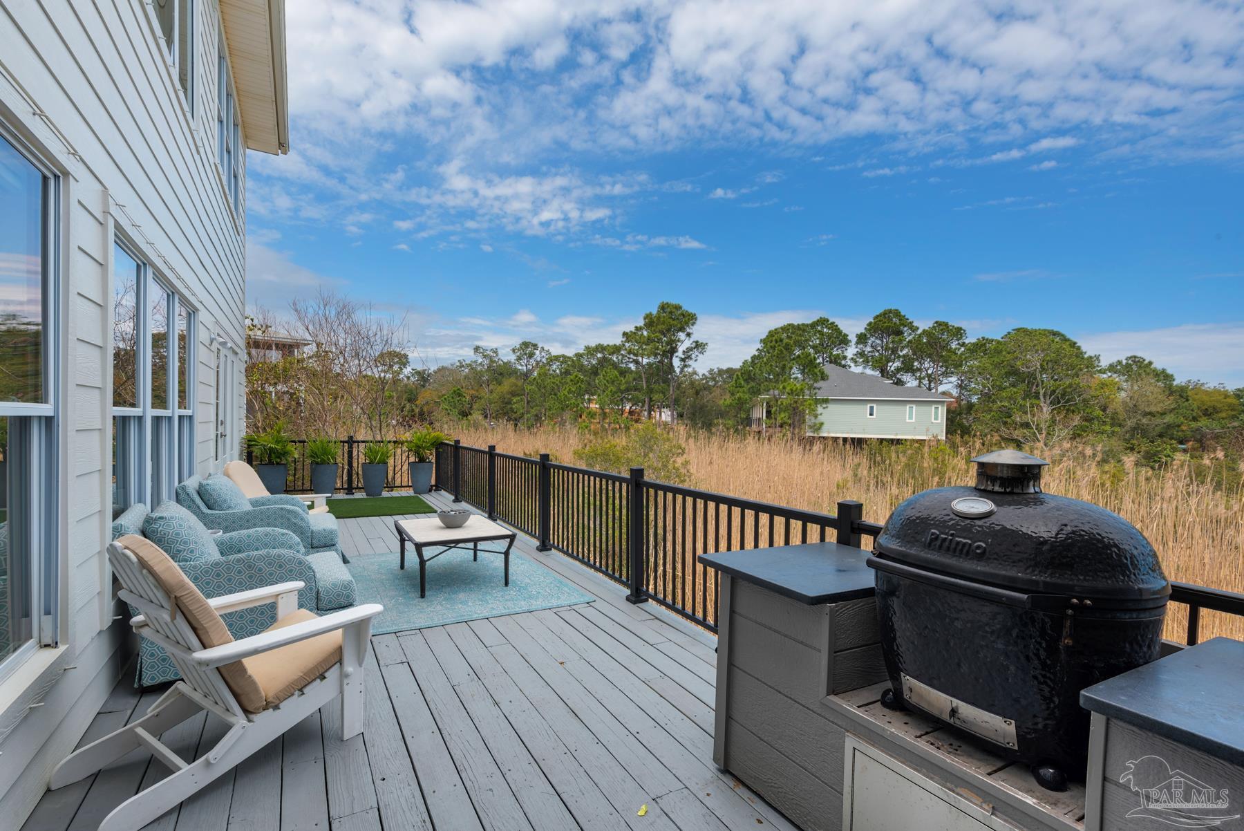 322 Deer Point Dr