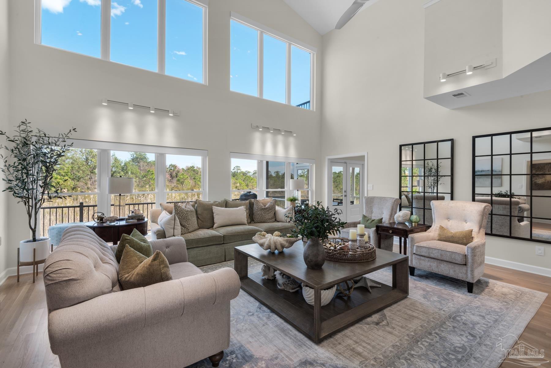 322 Deer Point Dr