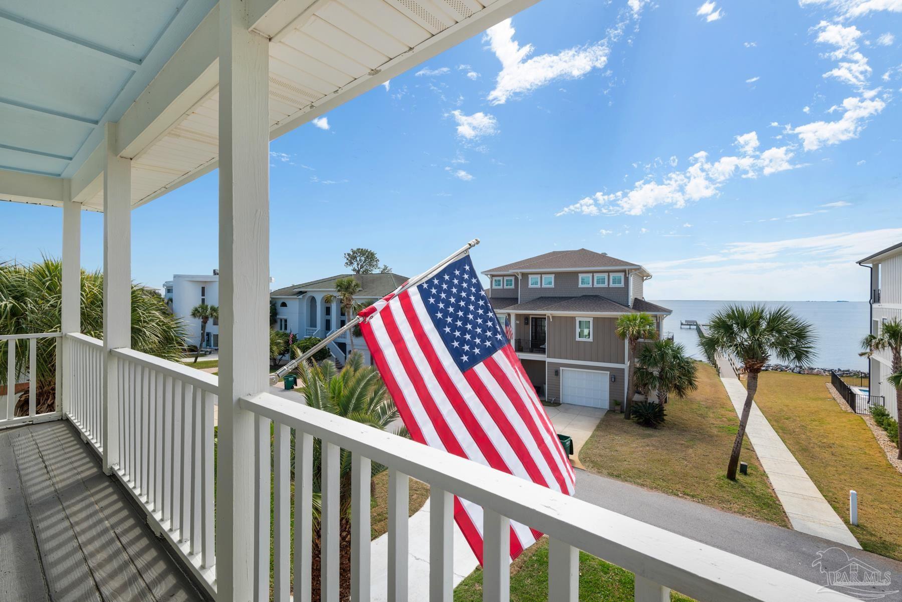 322 Deer Point Dr