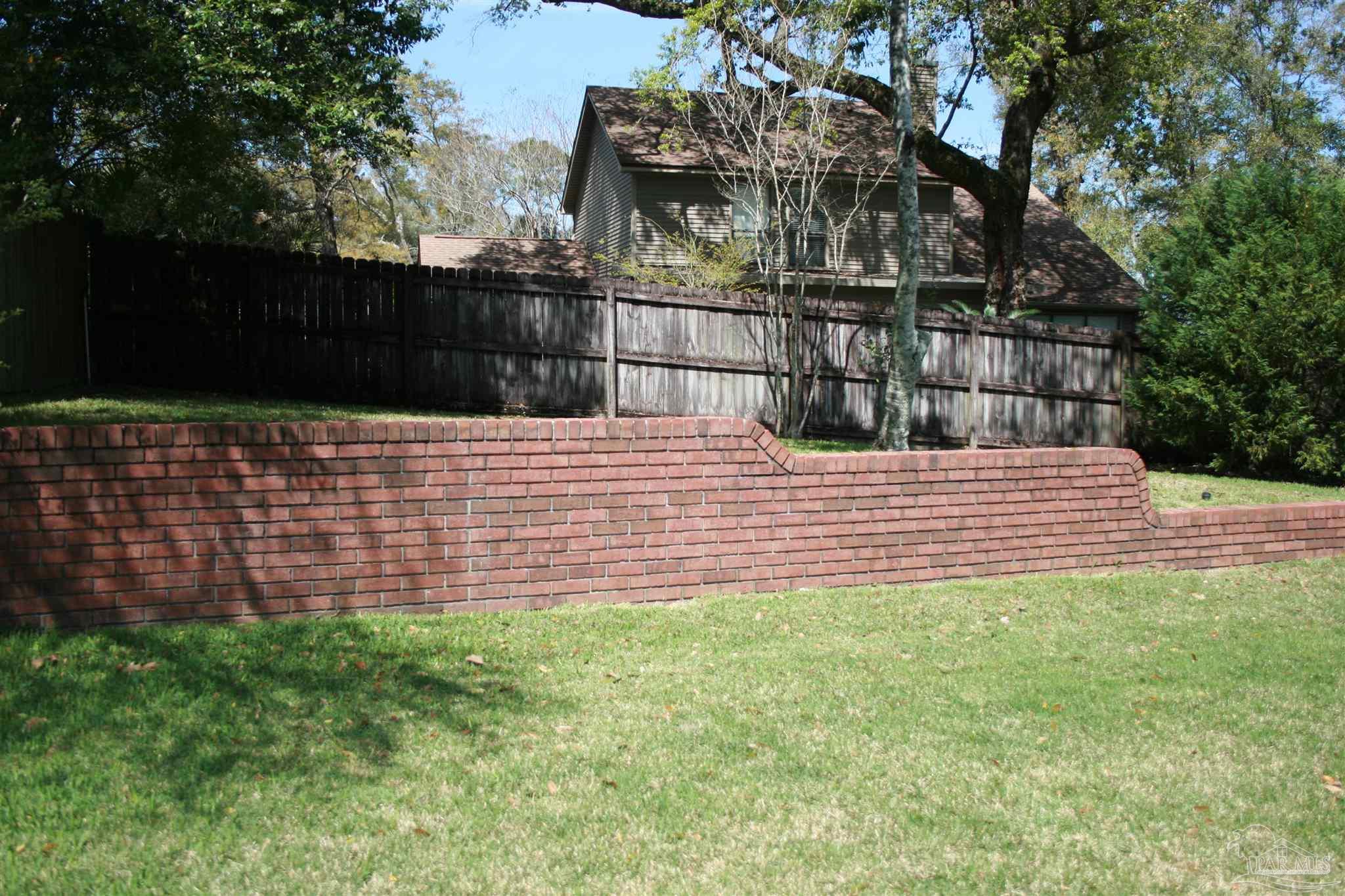 7635 Brook Forest Way