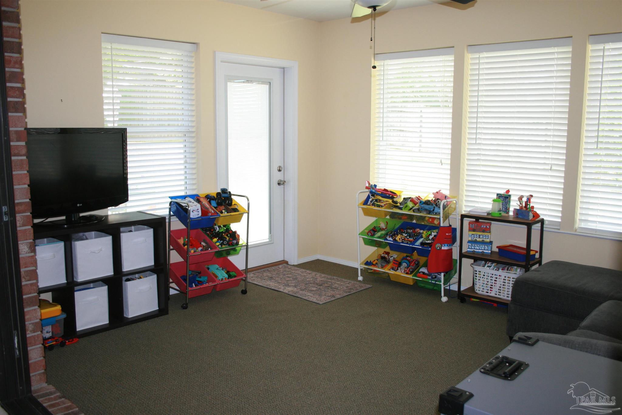 7635 Brook Forest Way