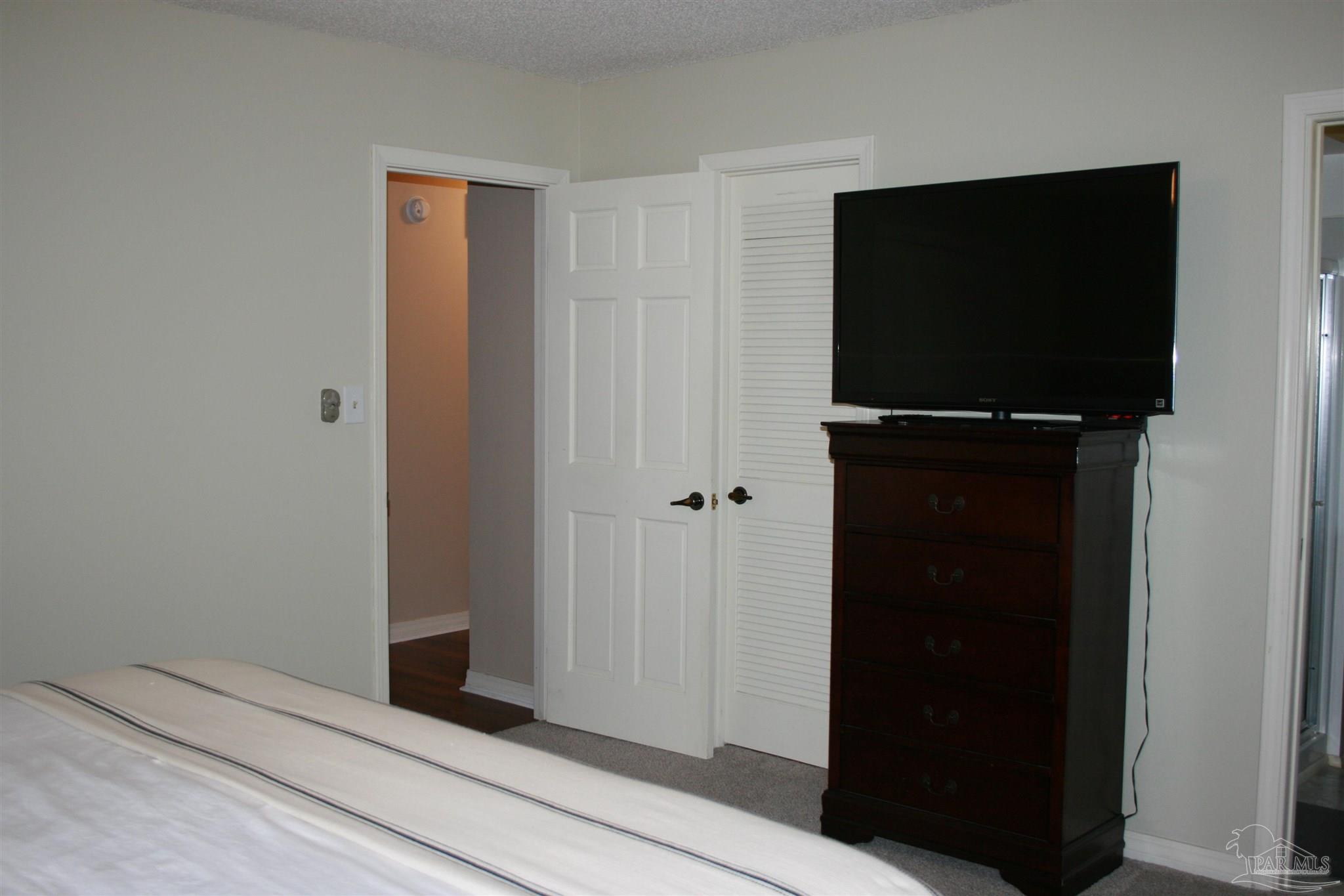 7635 Brook Forest Way