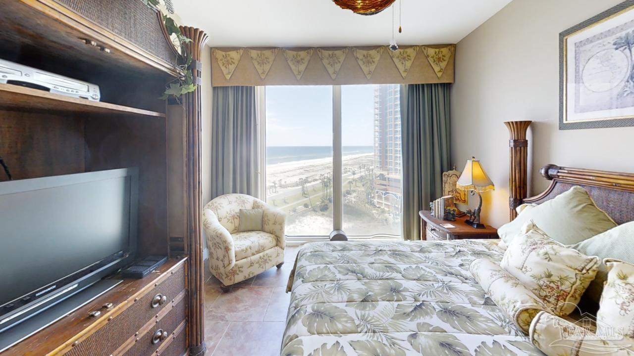 1 Portofino Dr # 904