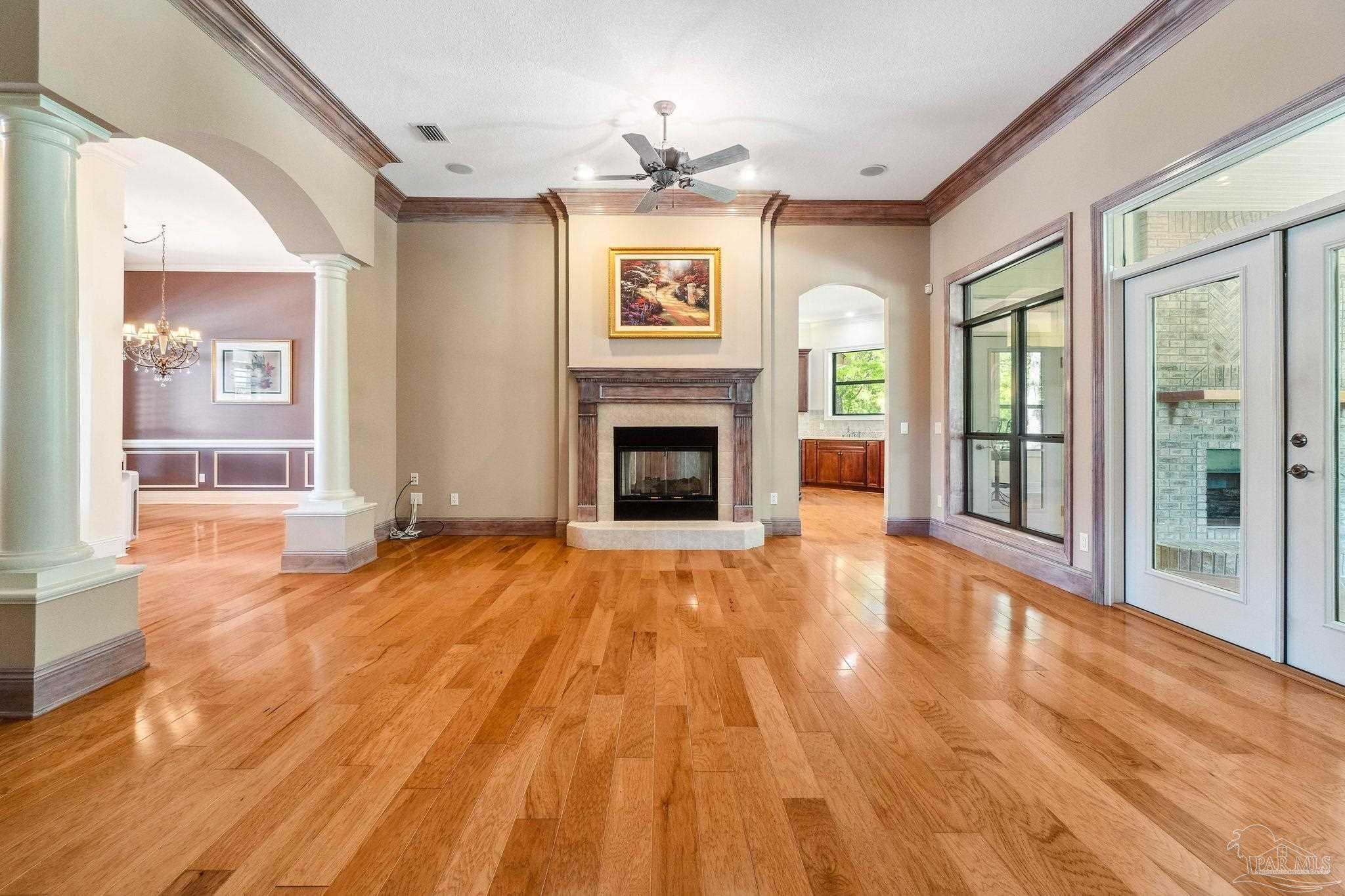 3180 Edinburgh Castle Dr