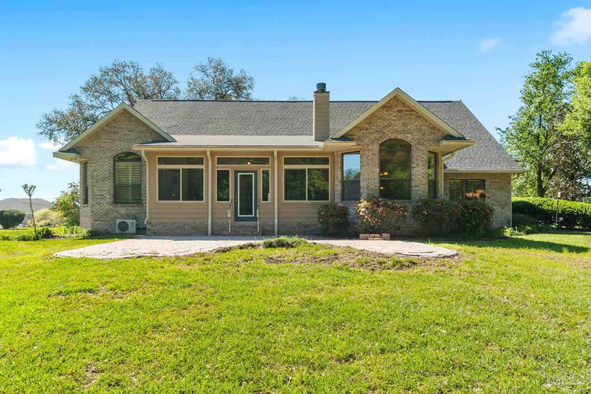 3180 Edinburgh Castle Dr