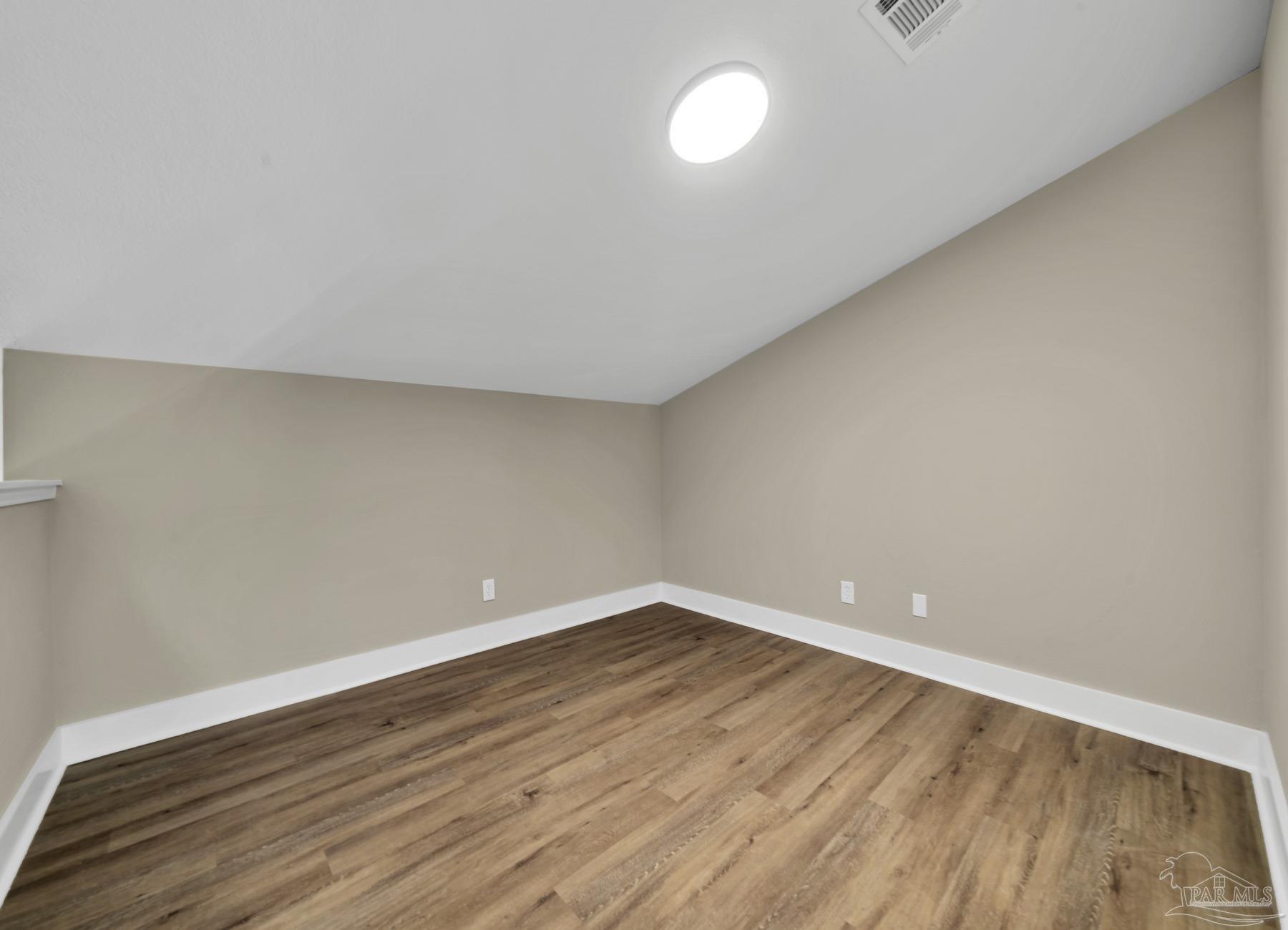 1461 Tiger Lake Dr
