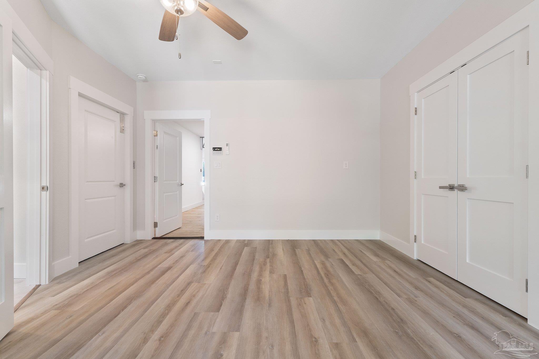 225 English Cove Ct