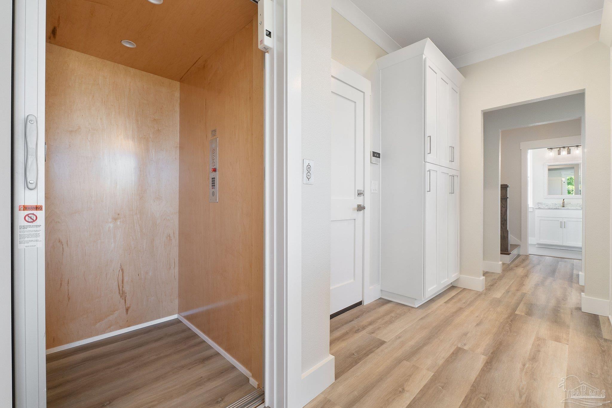 225 English Cove Ct