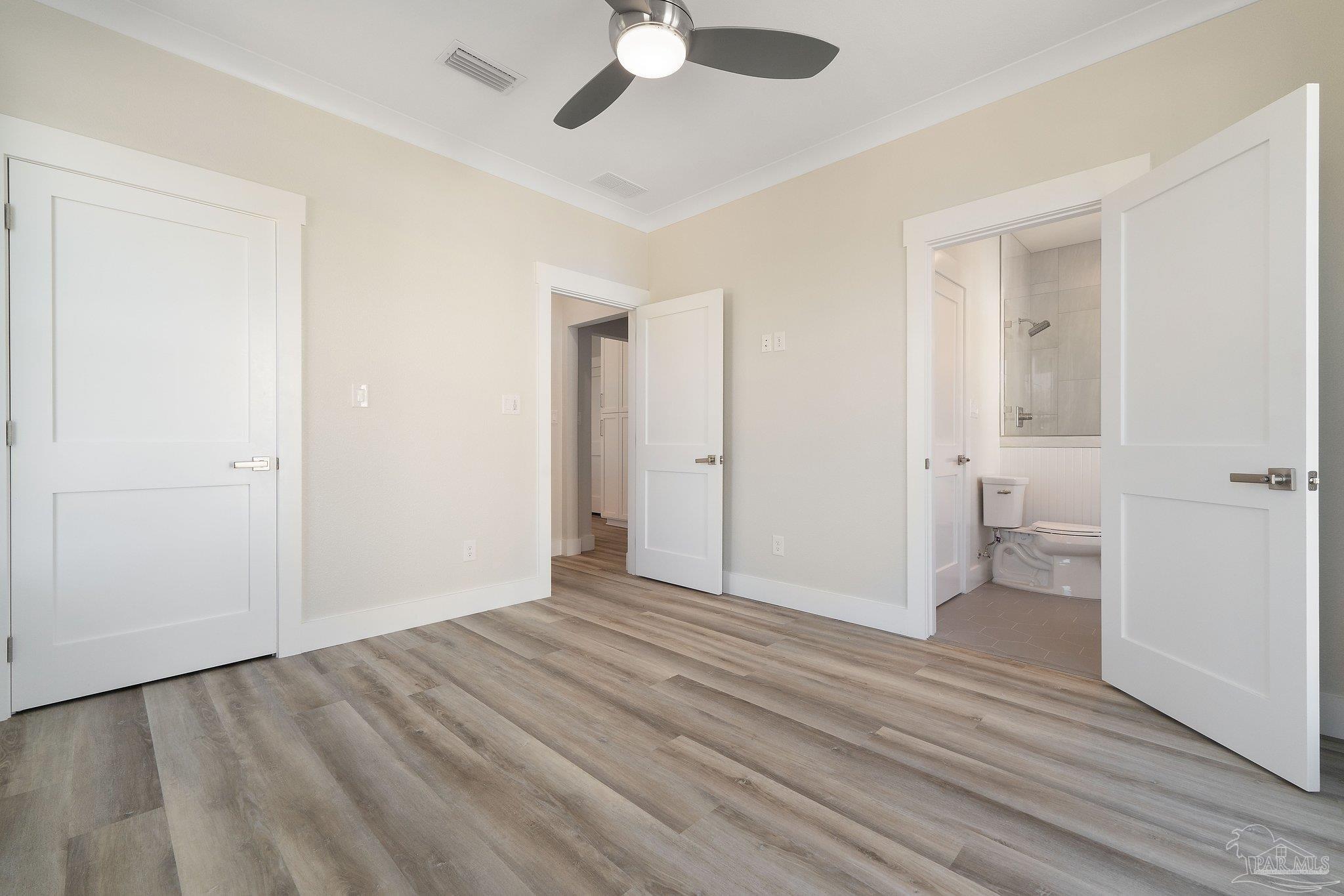 225 English Cove Ct