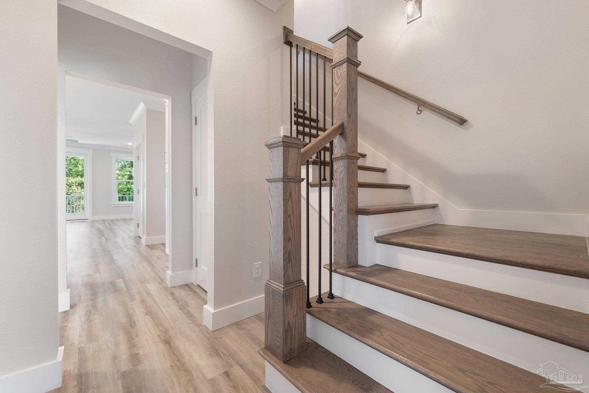 225 English Cove Ct
