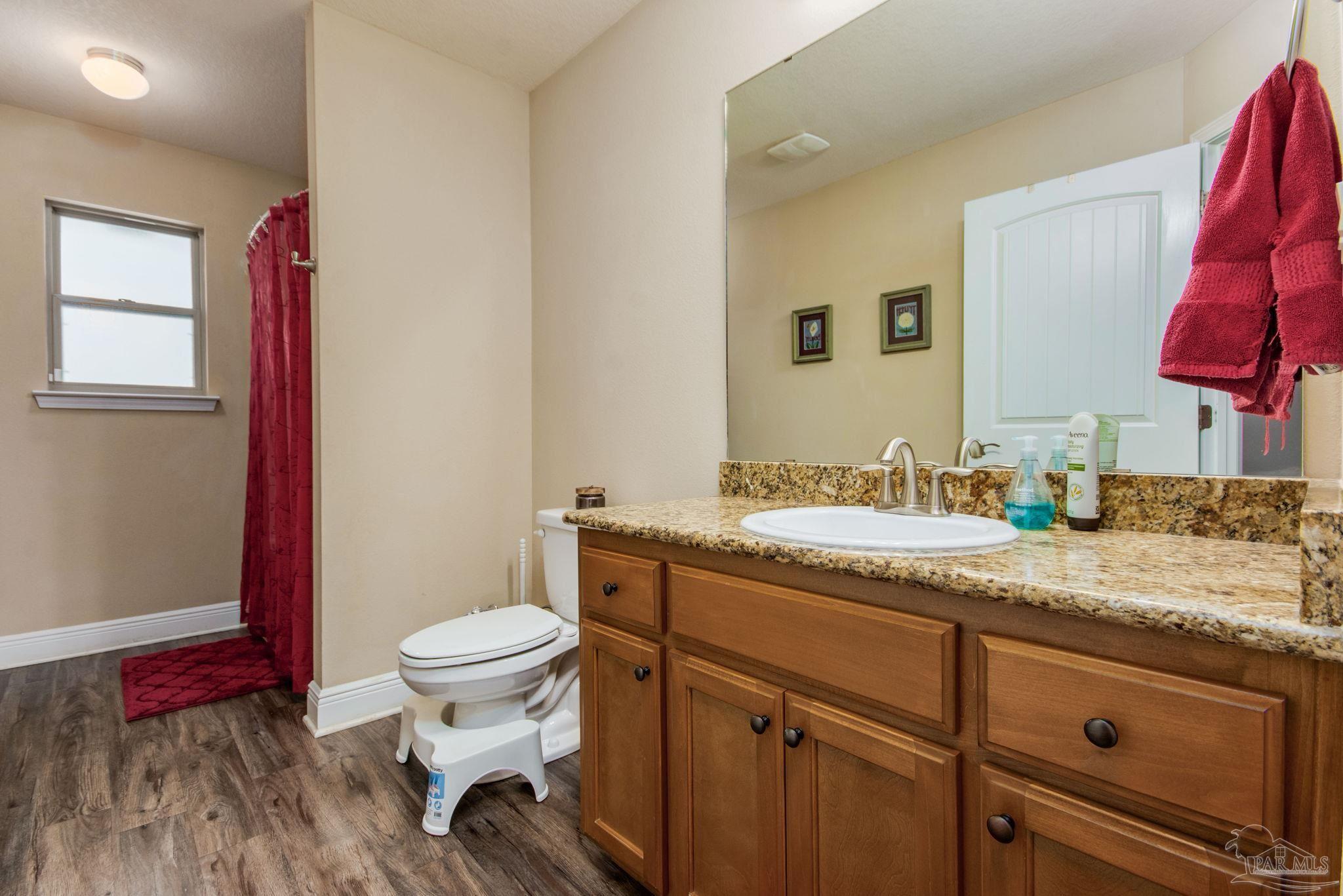 732 Mohegan Cir