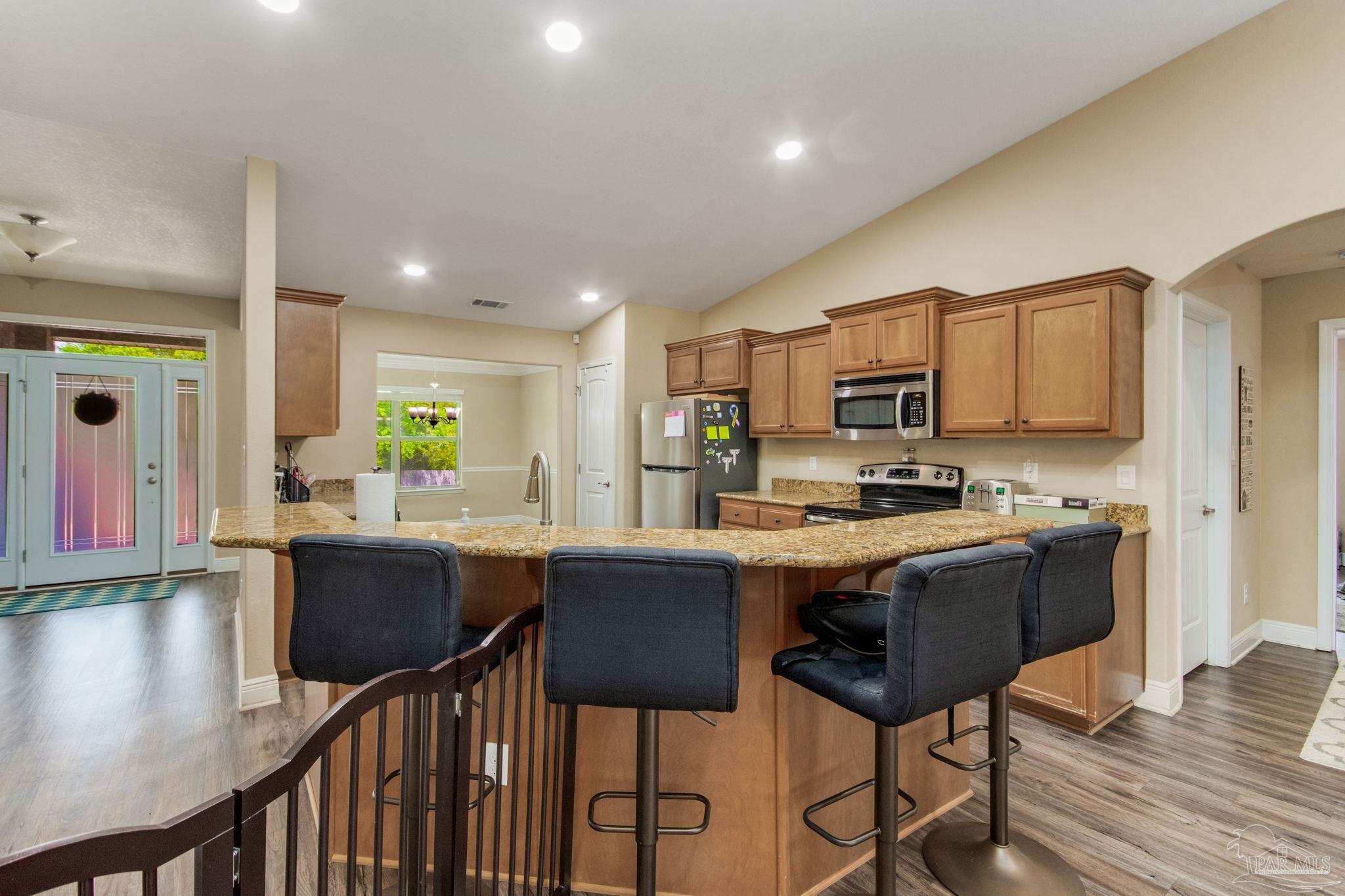 732 Mohegan Cir