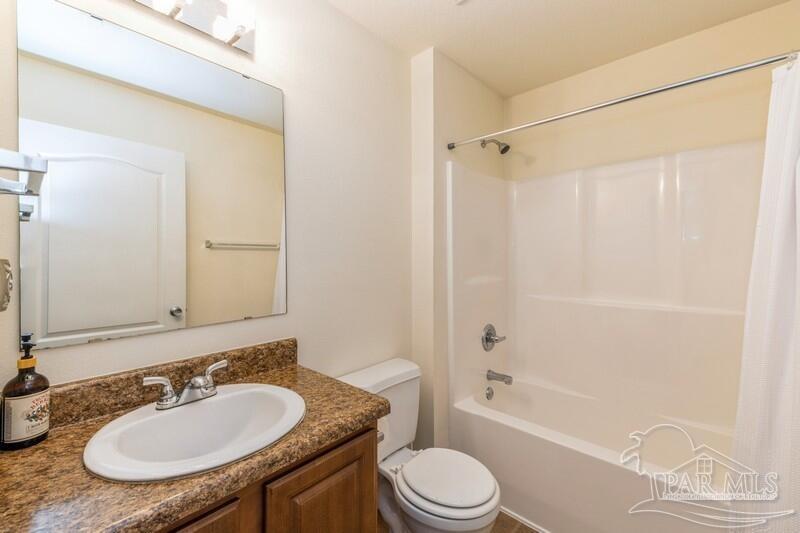 2122 Durell Lane