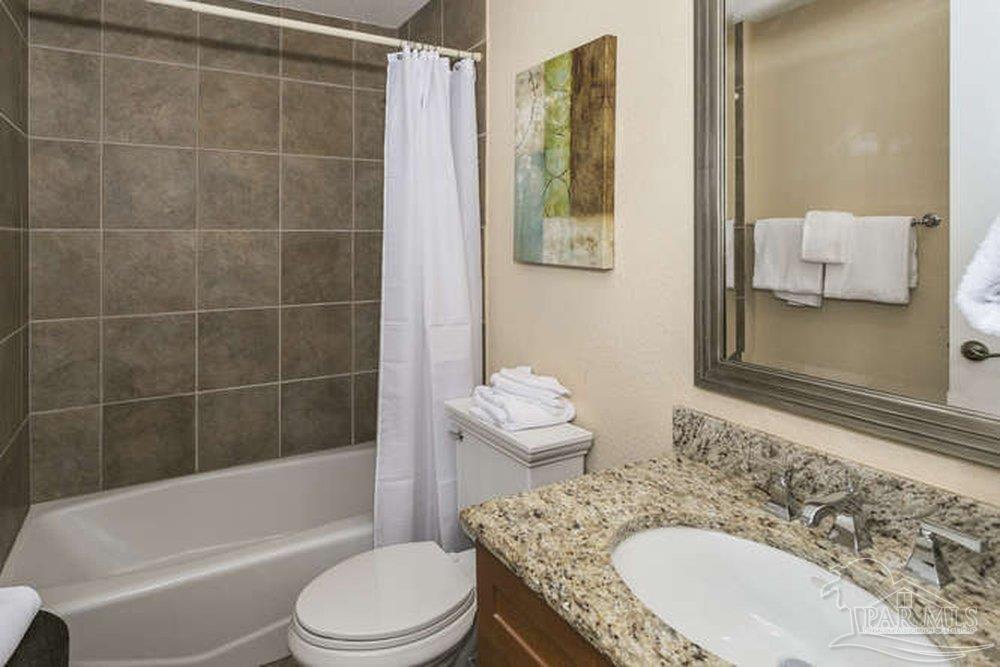 18 Via Deluna Dr # 803