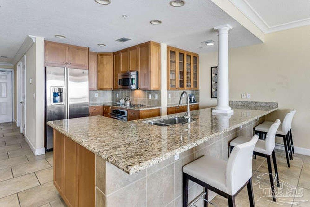 18 Via Deluna Dr # 803
