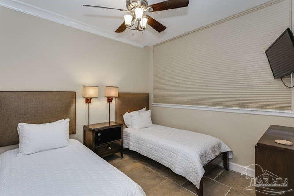 18 Via Deluna Dr # 803
