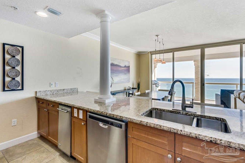 18 Via Deluna Dr # 803