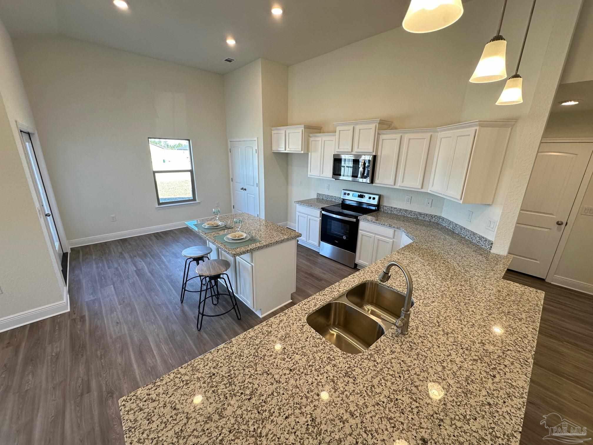 2360 Privet Berry Dr
