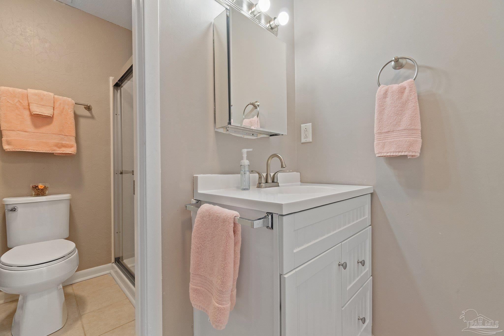 1200 Shoreline Dr # 406