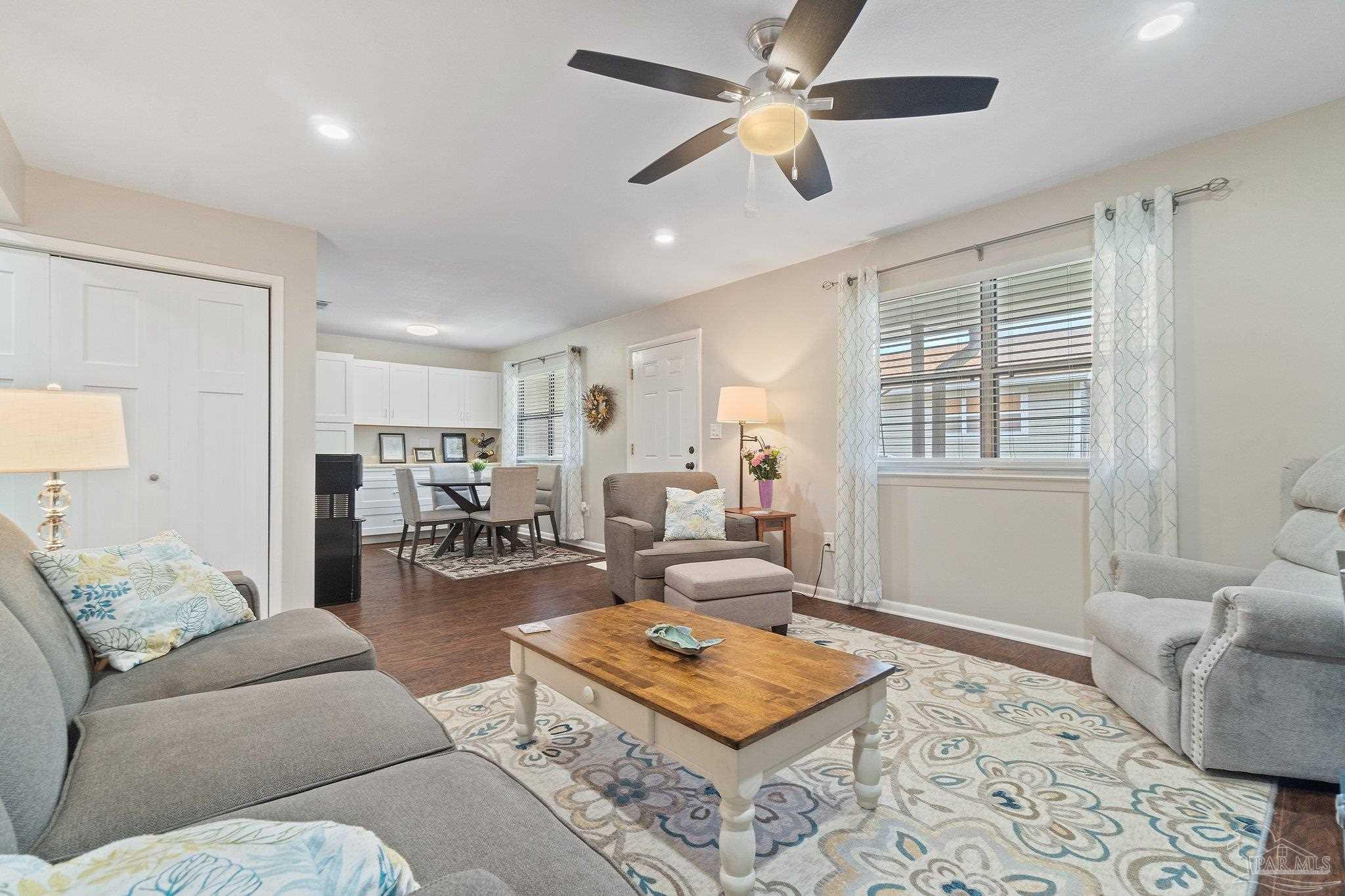 1200 Shoreline Dr # 406