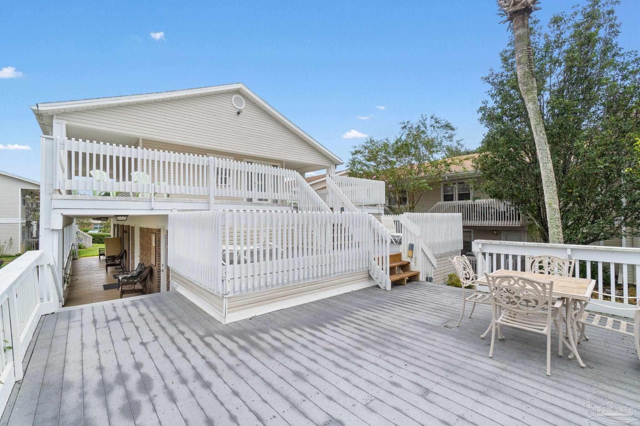 1200 Shoreline Dr # 406