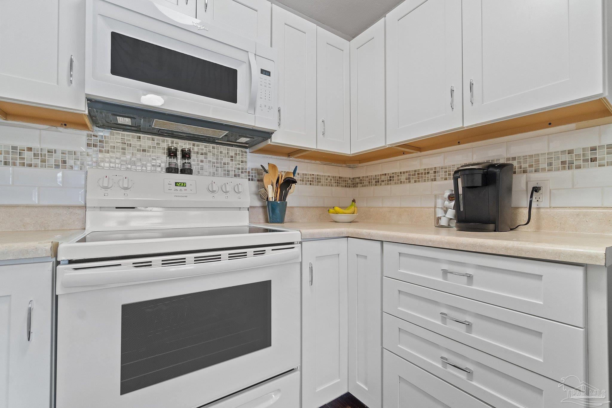 1200 Shoreline Dr # 406