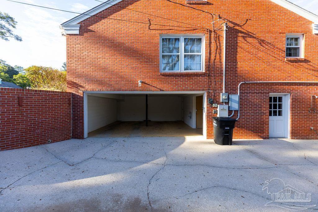 1250 Driftwood Dr