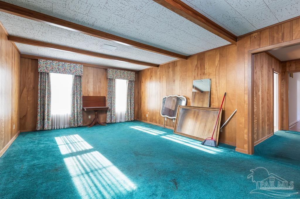 1250 Driftwood Dr