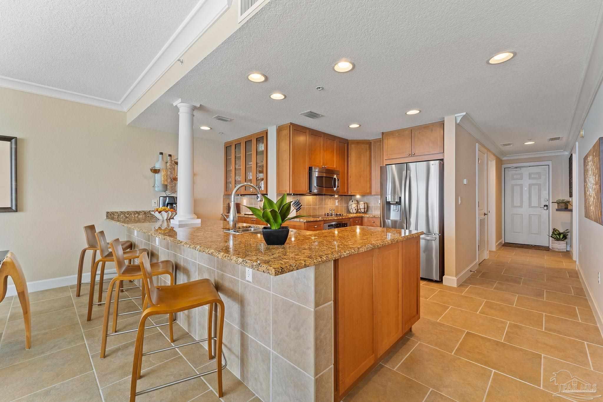 18 Via Deluna Dr # 1402