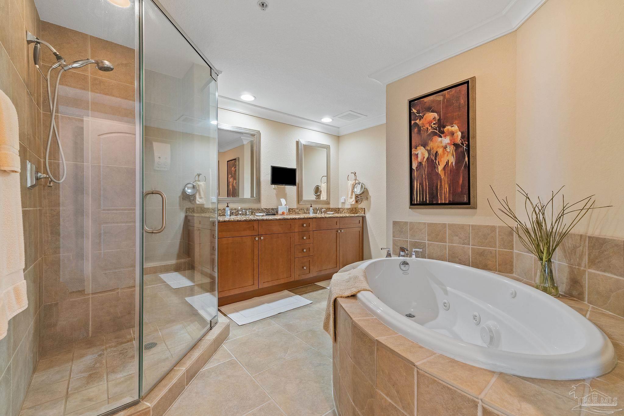 18 Via Deluna Dr # 1402