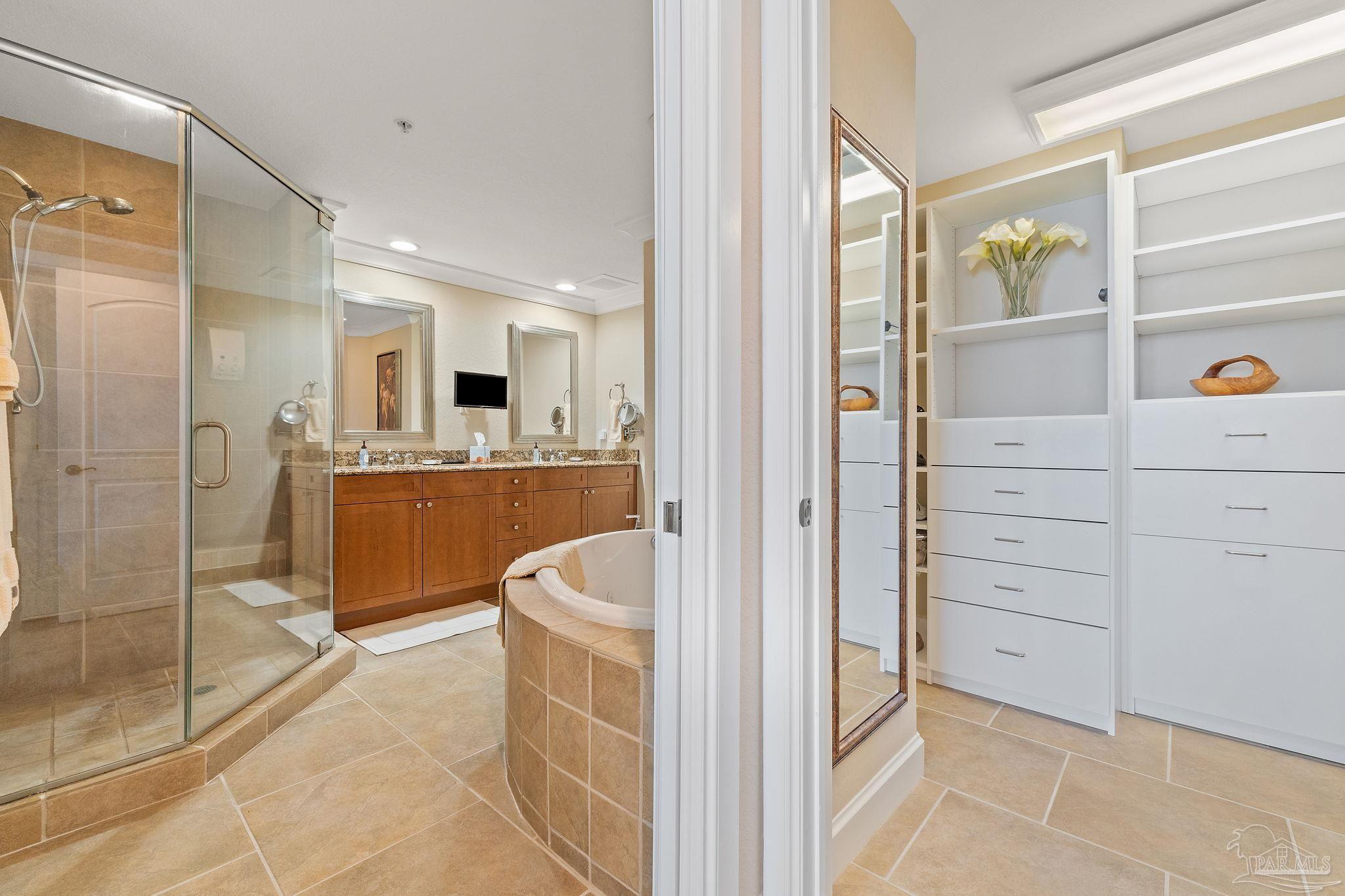 18 Via Deluna Dr # 1402