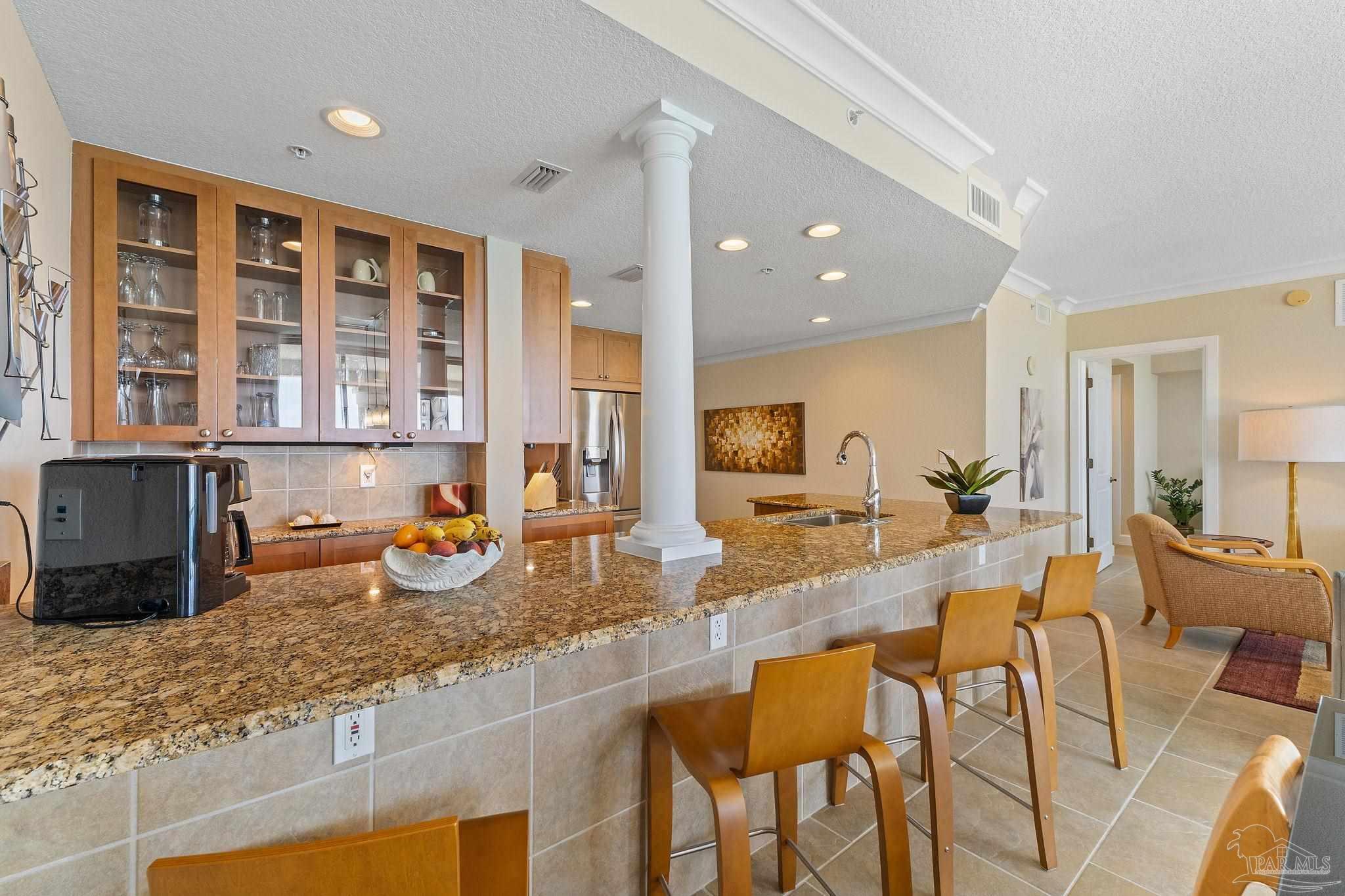 18 Via Deluna Dr # 1402