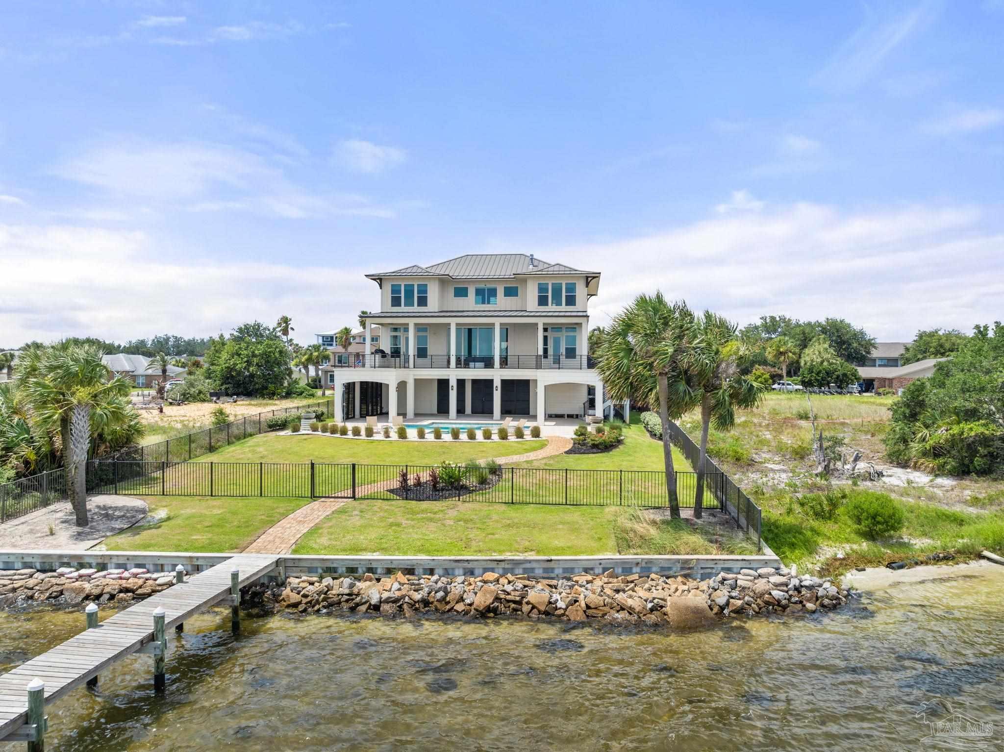 1094 Seabreeze Ln