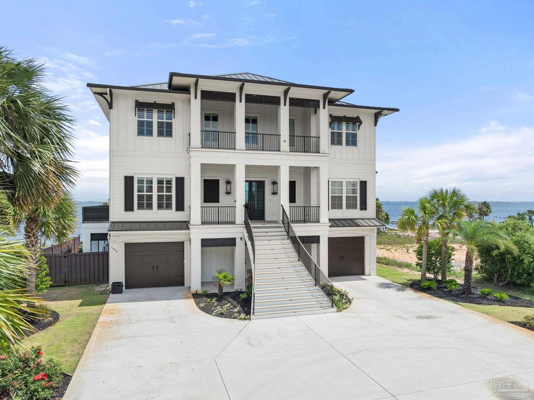 1094 Seabreeze Ln