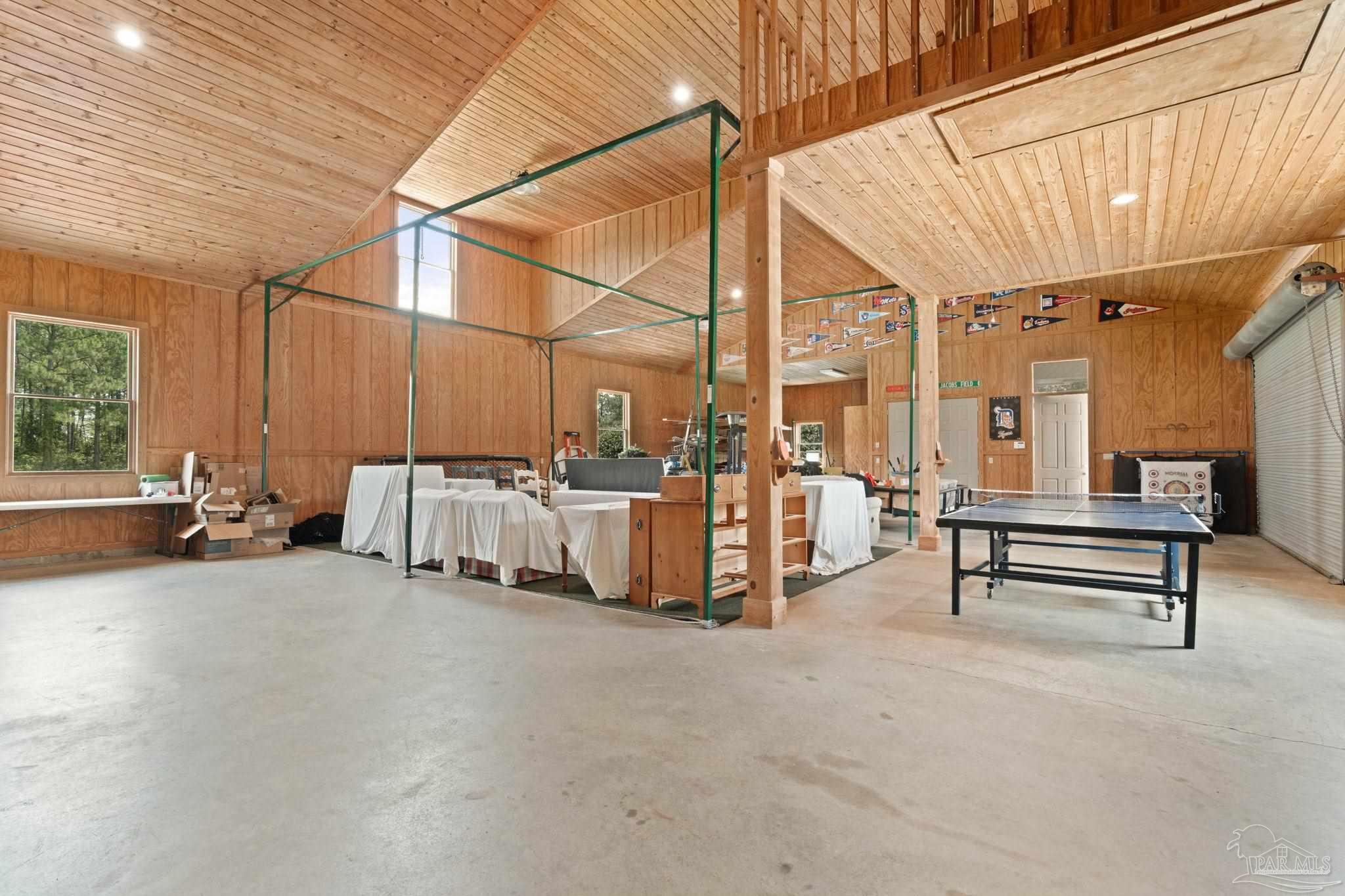 2600 Barrineau Park Rd