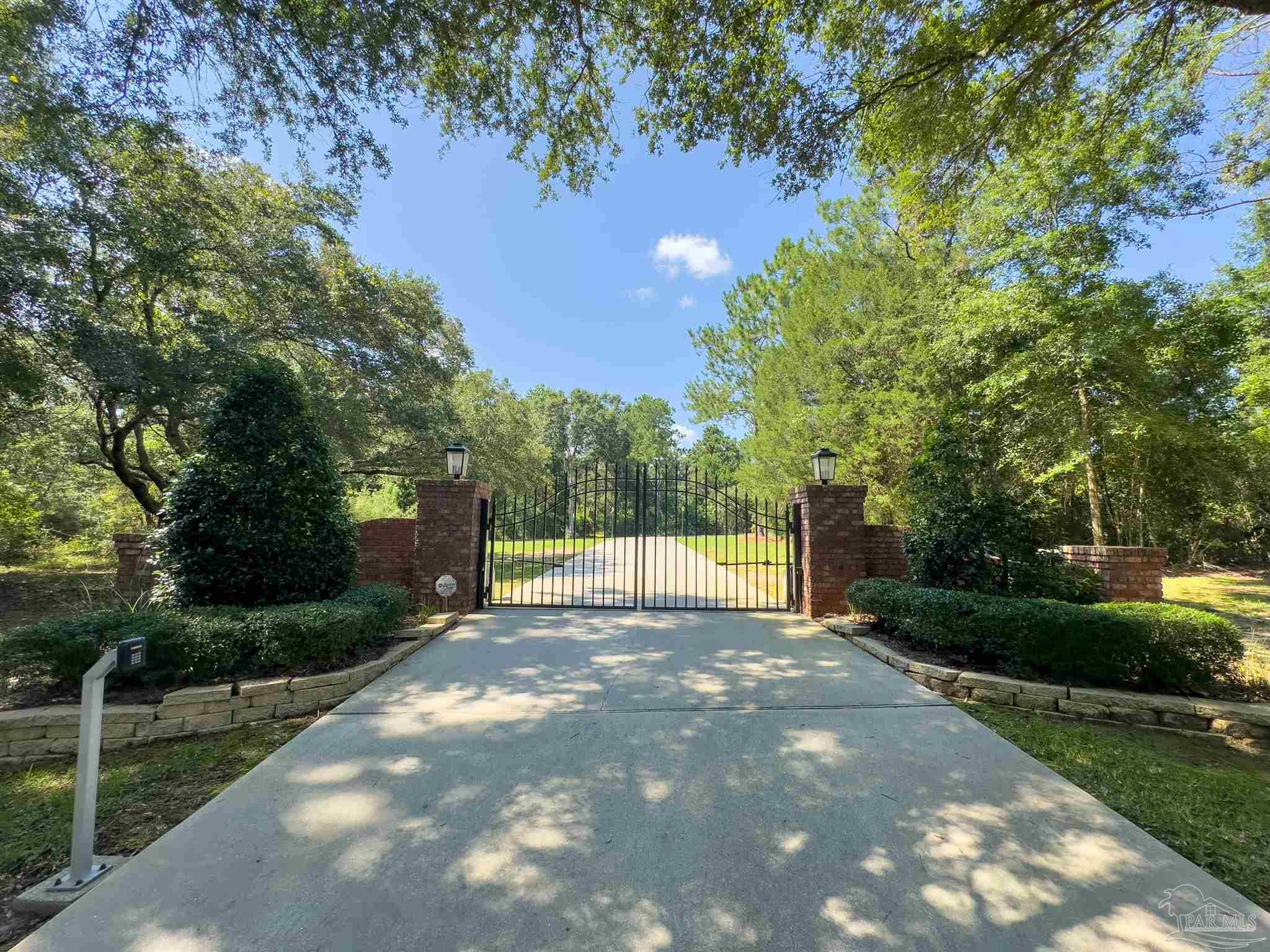 2600 Barrineau Park Rd