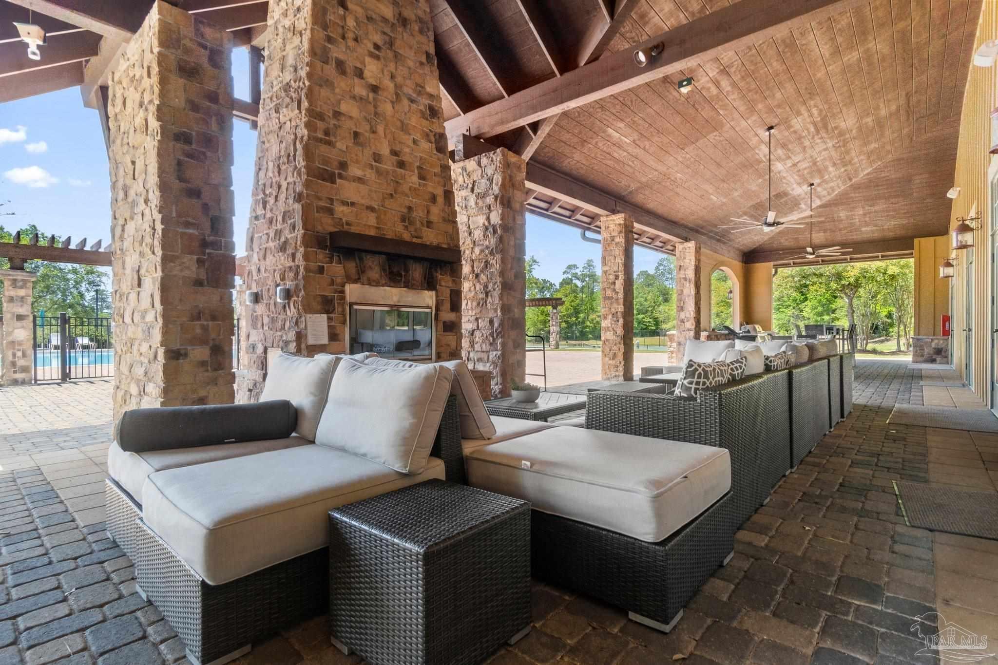 8396 Foxtail Loop