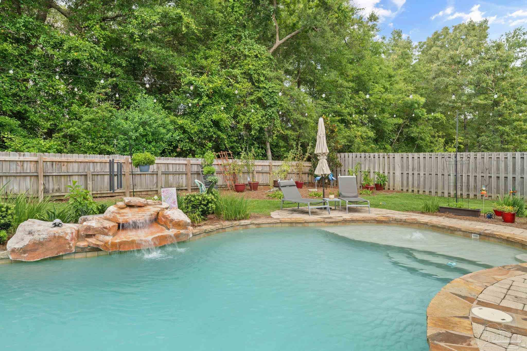 8396 Foxtail Loop