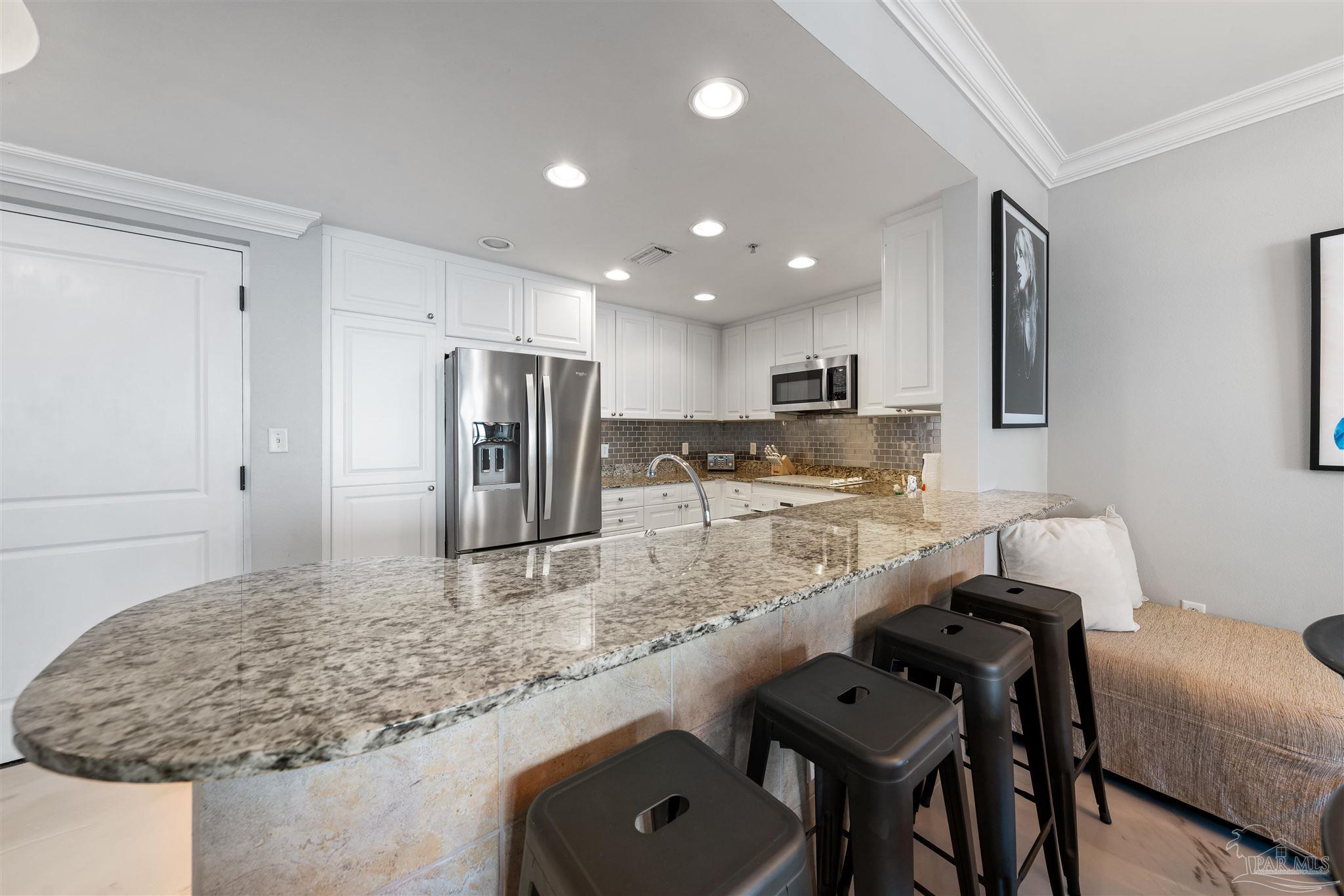 5 Portofino Dr # 1106