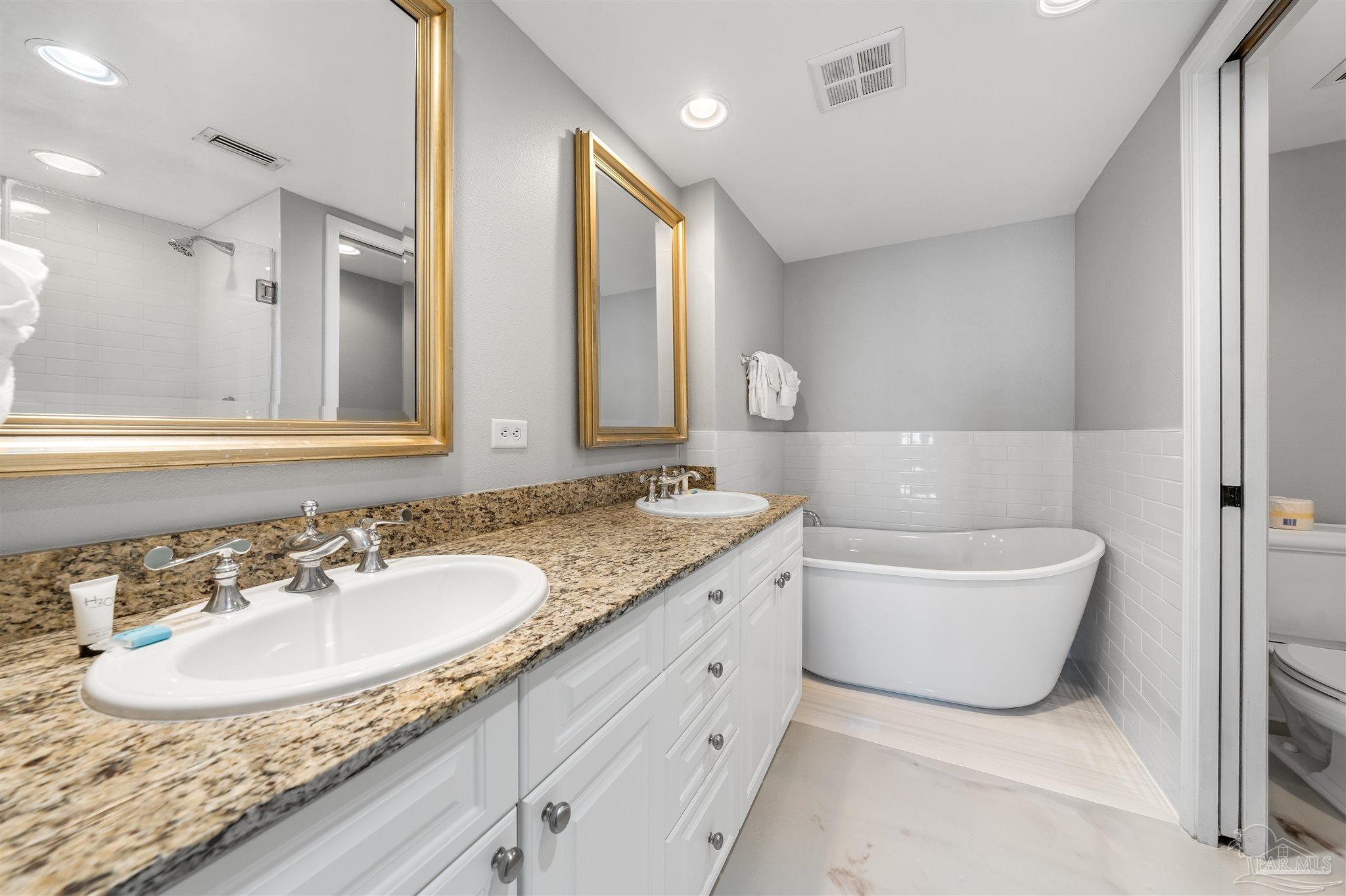 5 Portofino Dr # 1106
