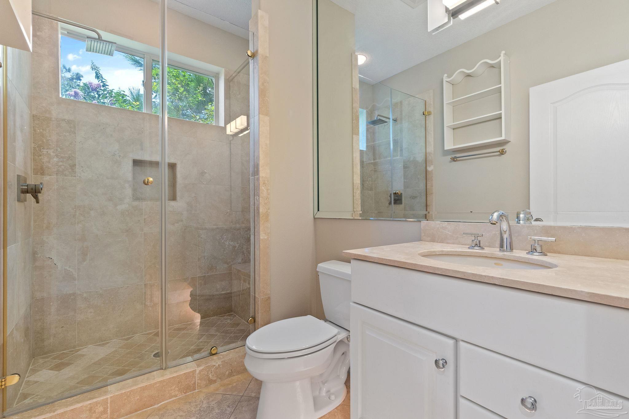 1327 Soundview Trl