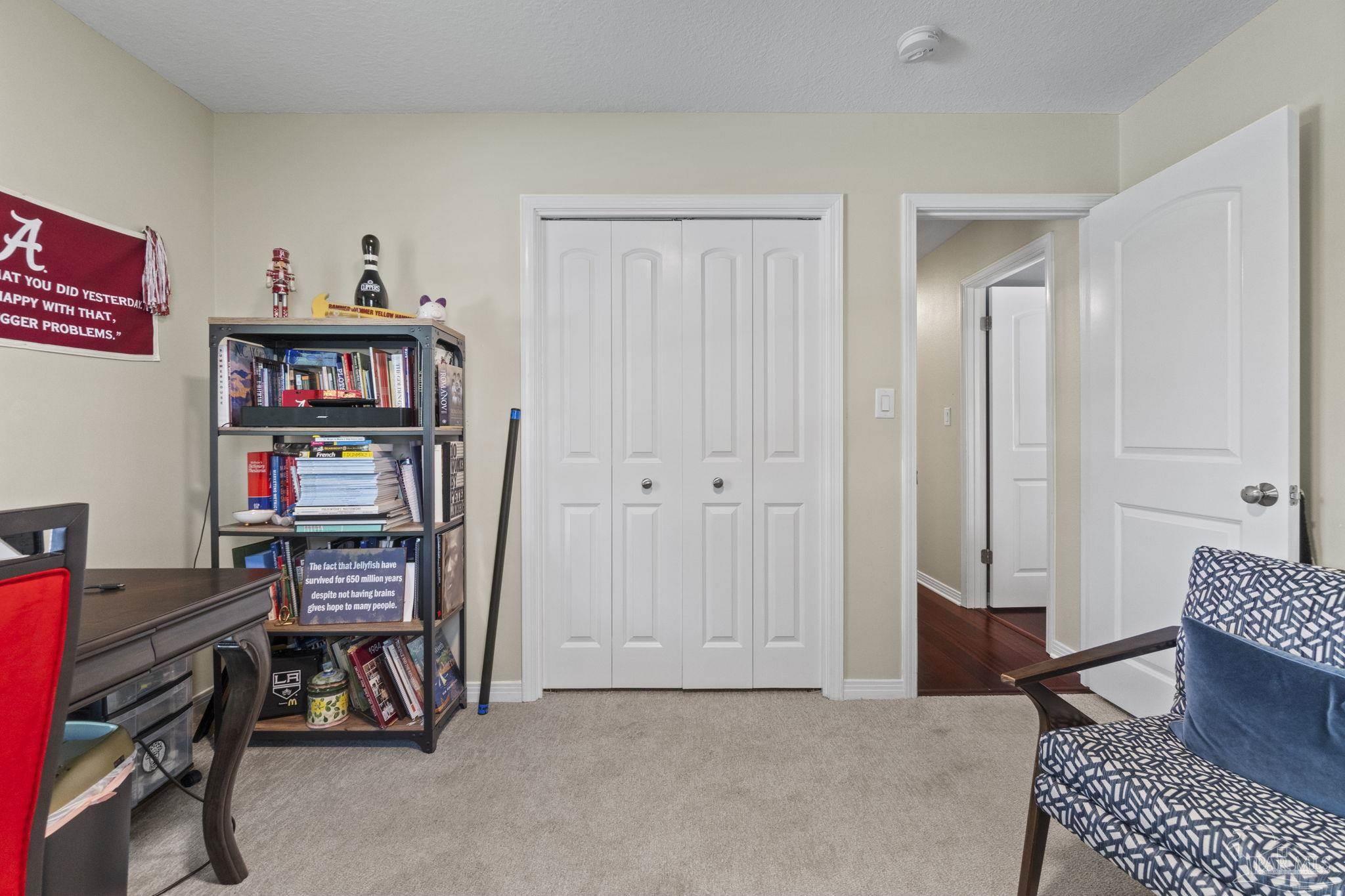 3949 Menendez Dr