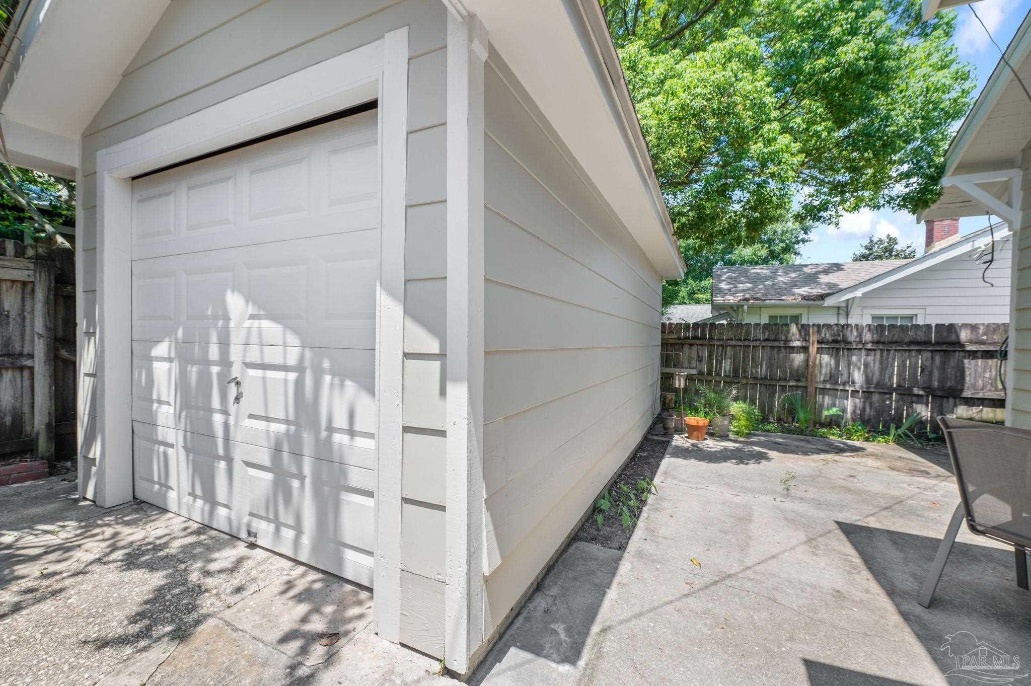 801 N 19th Ave