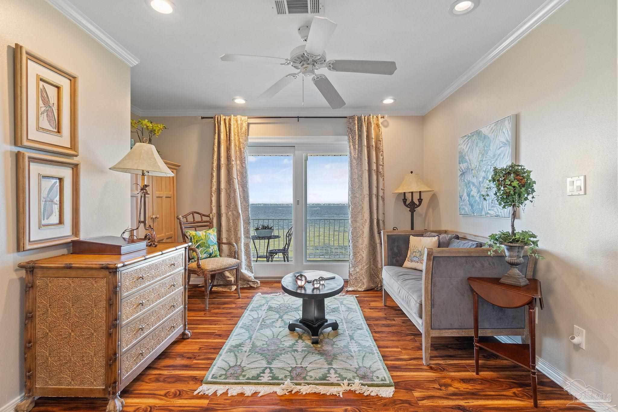 23 Seashore Dr
