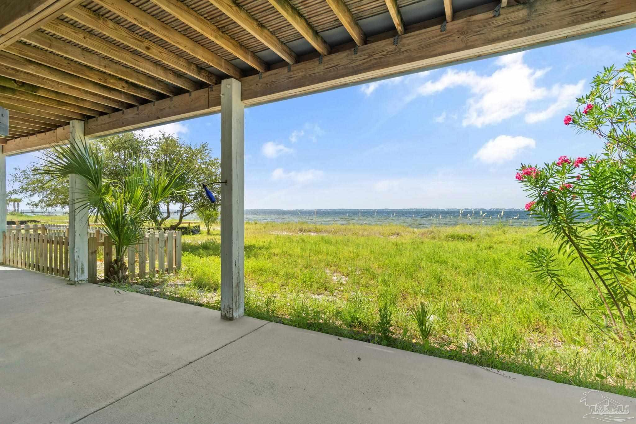 23 Seashore Dr