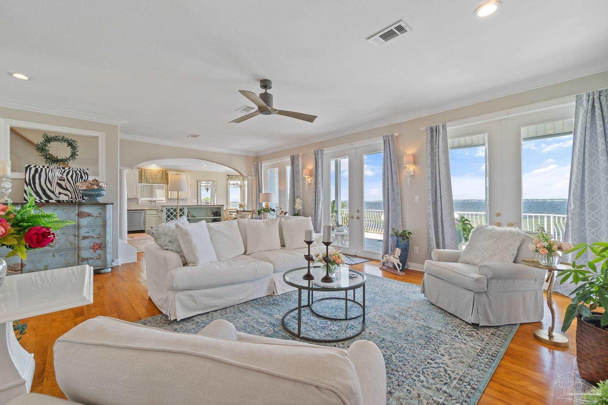 23 Seashore Dr
