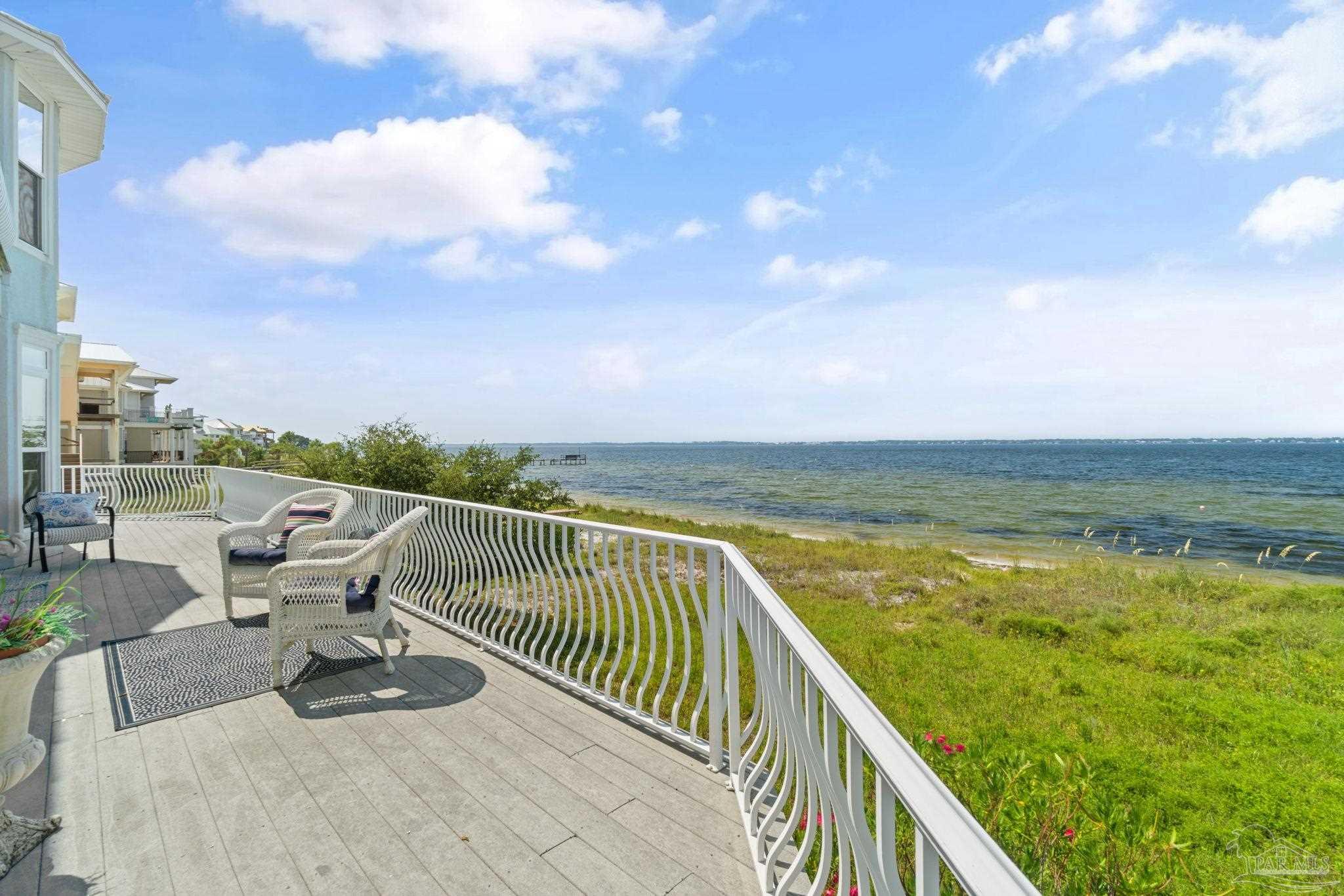 23 Seashore Dr