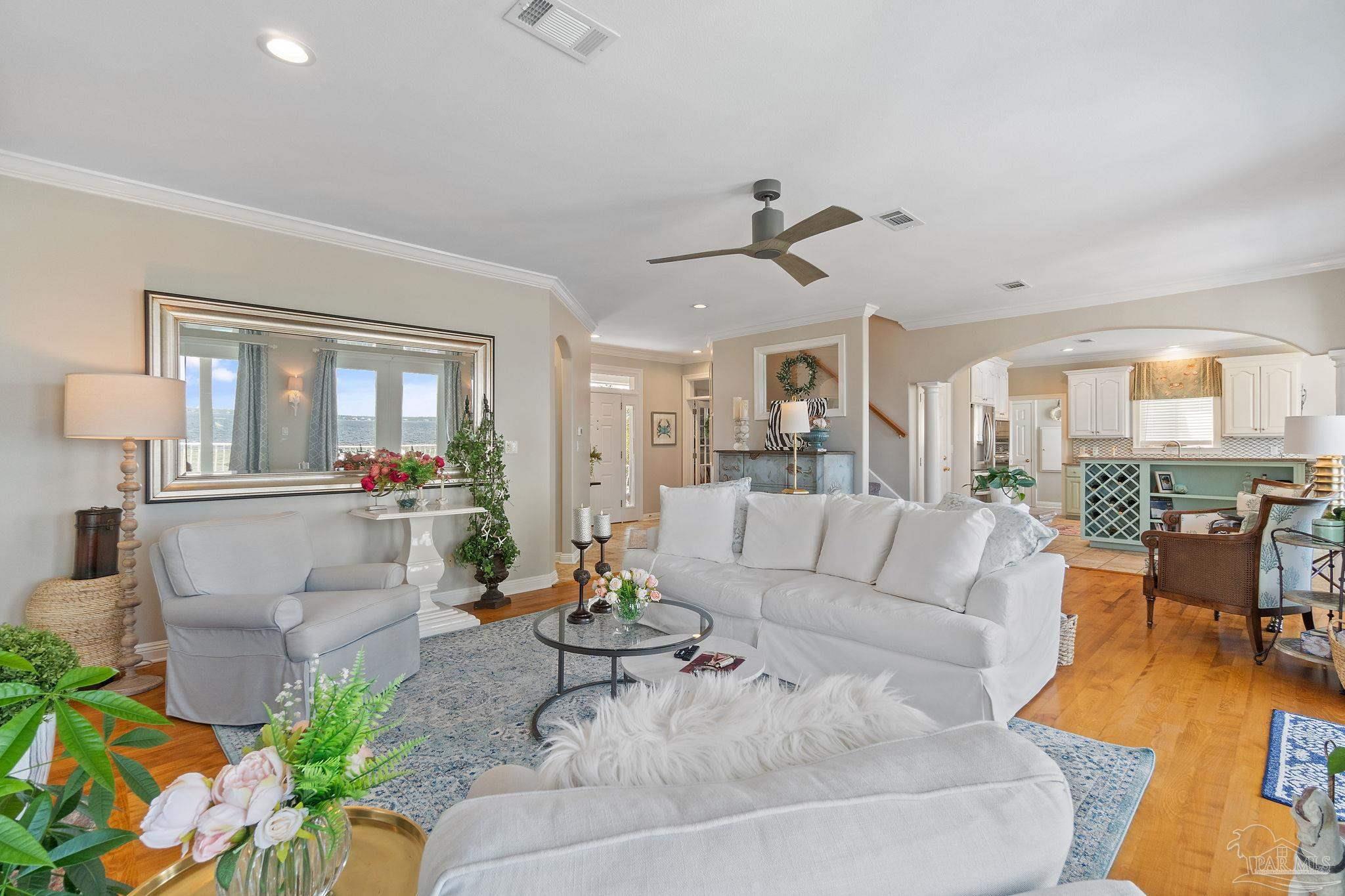 23 Seashore Dr