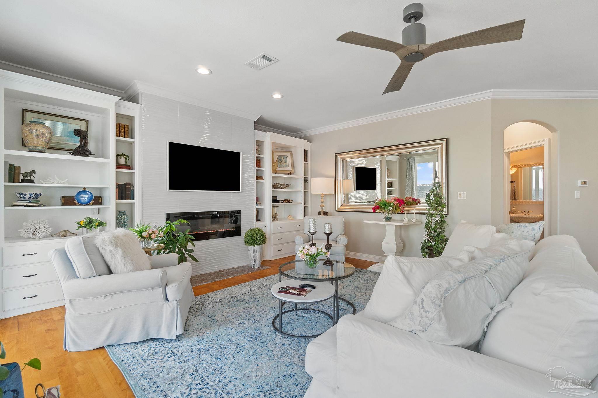 23 Seashore Dr