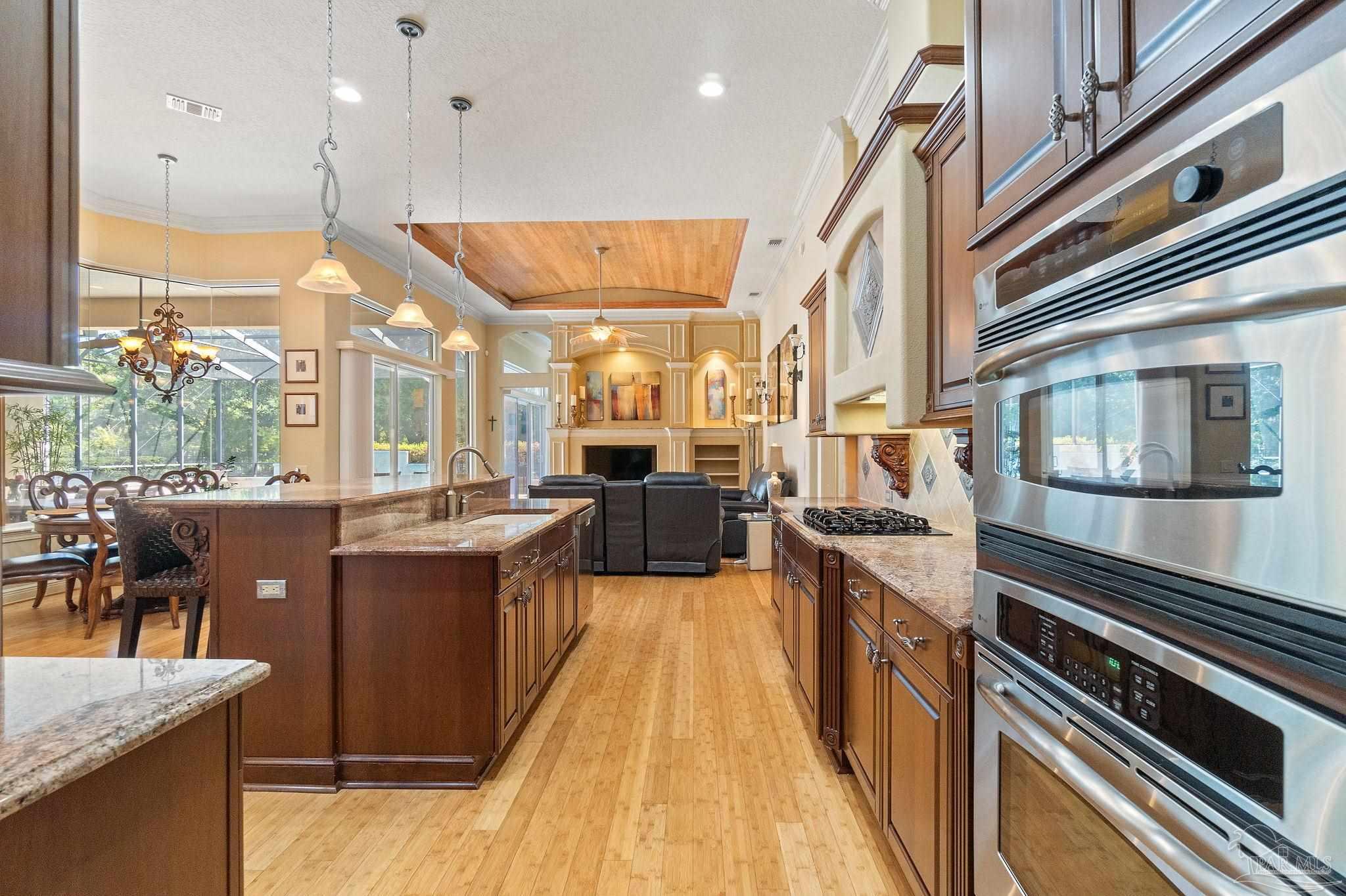 4170 Serenca Way